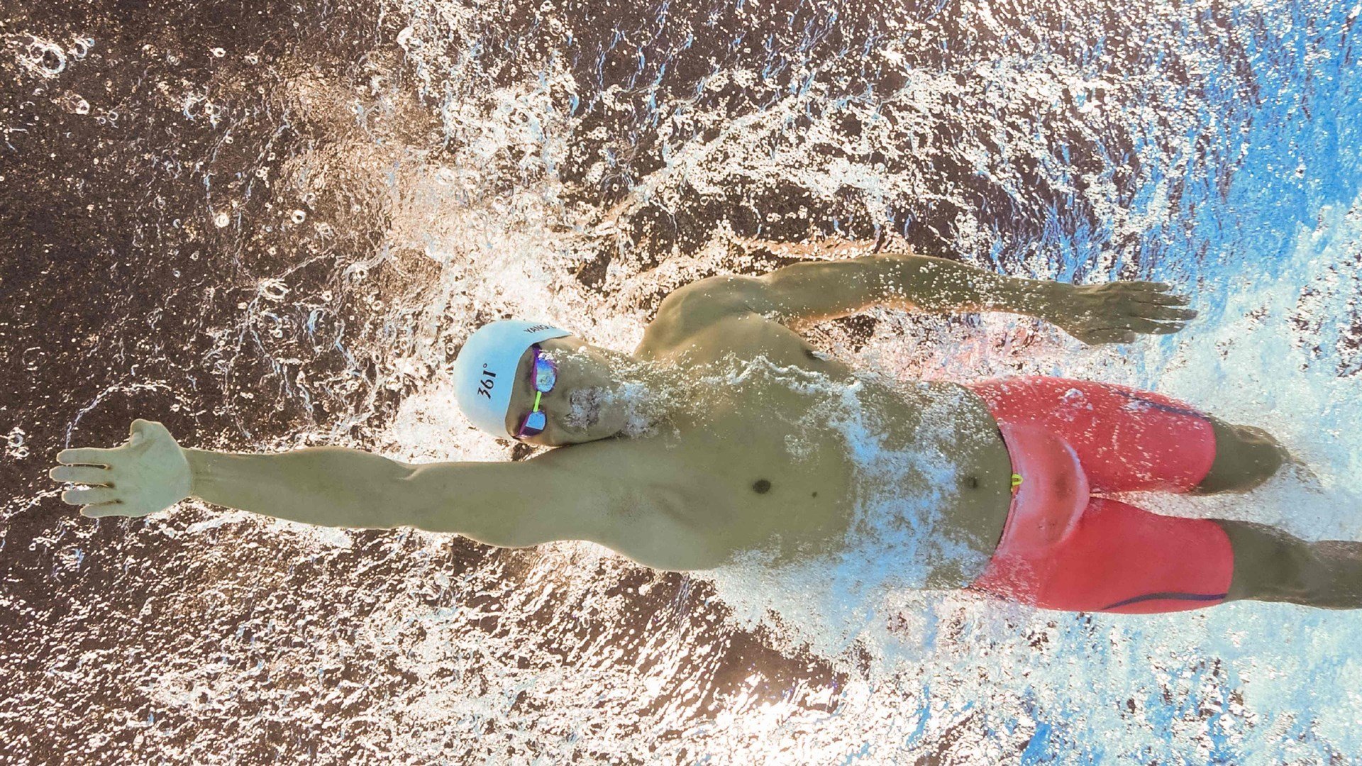 高密度冰球练习板助力全球冰球爱好者训练提升,冰球训练教程