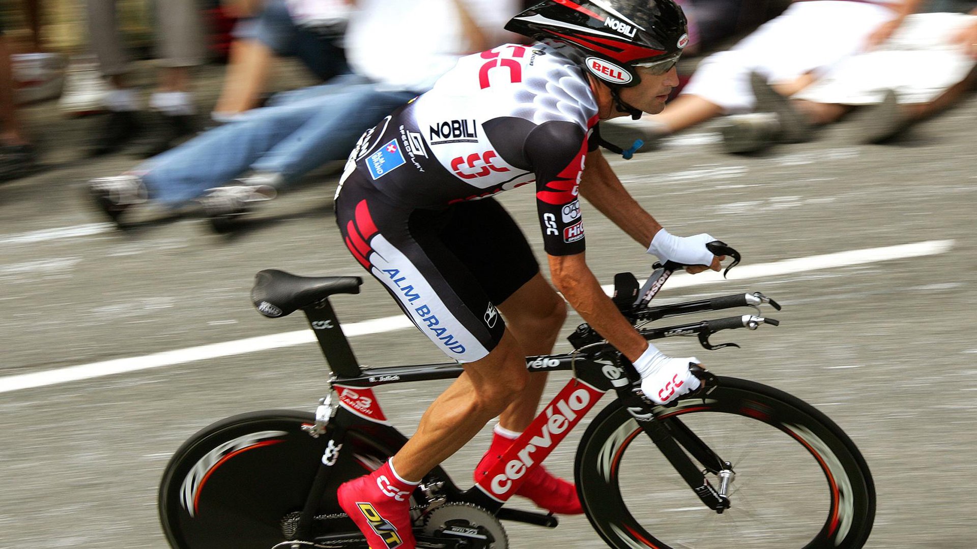 中超球队在换帅后战术风格明显改变，中超换人新政